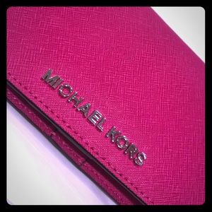 Cute hot pink Michael Kors wallet